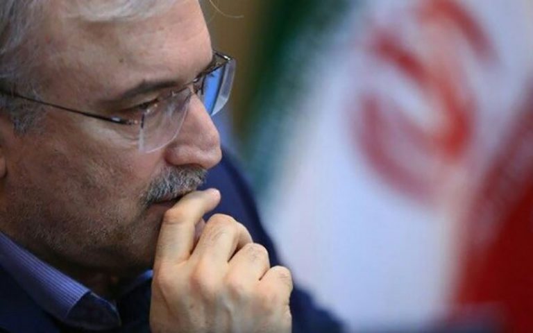 نمکی-در-مورد-برگزاری-کنکور-مردد-هستم