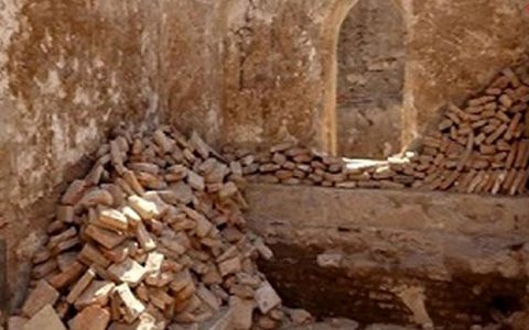 کشف یک حمام تاریخی در سنندج