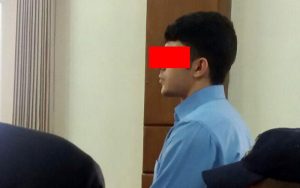 ۴-پسر-دبیرستانی-مدرسه‌شان-را-آتش-زدند