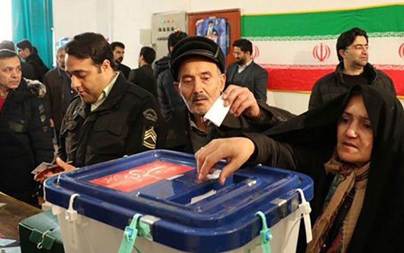 آغاز انتخابات مرحله دوم مجلس در ۱۰ حوزه انتخابیه