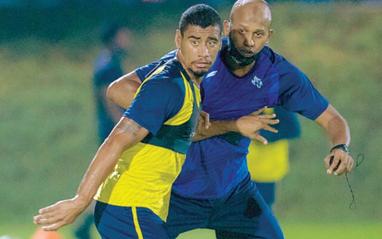 آمادگی-دو-بازیکن-خارجی-جدید-التعاون-برای-رویارویی-برابر-پرسپولیس