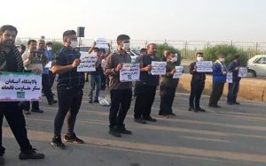 تجمع-مردمی-در-محکومیت-تحریم-پالایشگاه-آبادان-از-سوی-آمریکا