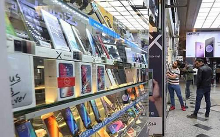 ردپای-قاچاقچيان-در-افزايش-شدید-قيمت-موبايل