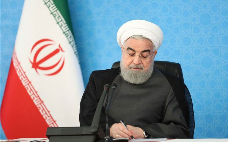 رزم‌حسینی-با-حکم-روحانی-«وزیر-صنعت،-معدن-و-تجارت»-شد