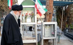 پیام-رهبرانقلاب-به-مناسبت-هفته-دفاع-مقدس-و-تجلیل-از-شهدا-و-ایثارگران