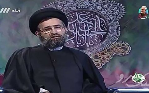کنایه سنگین کارشناس برنامه «سمت خدا» به دریافت دنا پلاس توسط نمایندگان مجلس