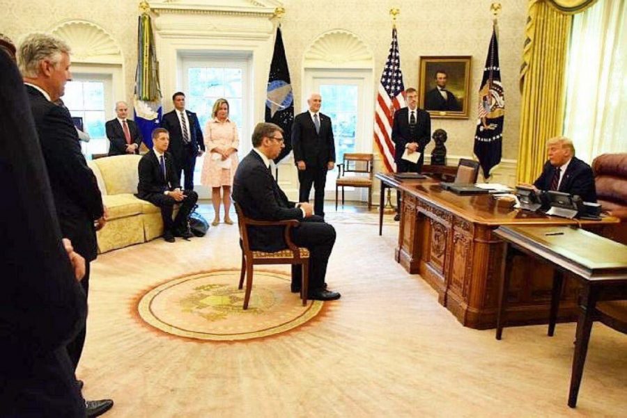 ترامپ و رییس جمهور صربستان e1602405856894