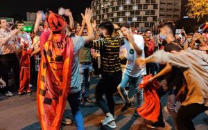 شادی-هواداران-پرسپولیس-بعد-از-صعود-به-فینال