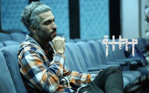 مطلق-در-نوفل‌لوشاتو-روی-صحنه-می‌رود