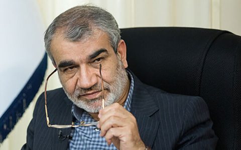واکنش کدخدایی به استرداد مدیرعامل فراری بانک سرمایه 1 واکنش کدخدایی به استرداد مدیرعامل فراری بانک سرمایه واکنش کدخدایی به استرداد مدیرعامل فراری بانک سرمایه مدیرعامل بانک سرمایه, عباسعلی کدخدایی