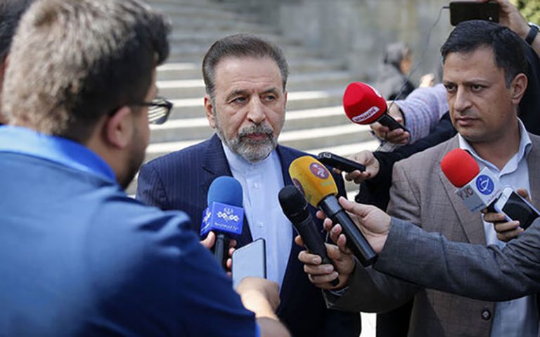 کنایه-واعظی-به-قالیباف-نامه-را-در-رسانه‌ها-می‌بینیم-بعد-دریافت-می-کنیم،-عجیب-است