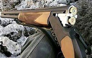 بازی-مرگبار-کودک-10-ساله-با-تفنگ-شکاری