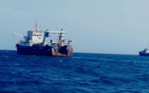 توقیف-کشتی-حامل-۶-ایرانی-در-سواحل-یمن