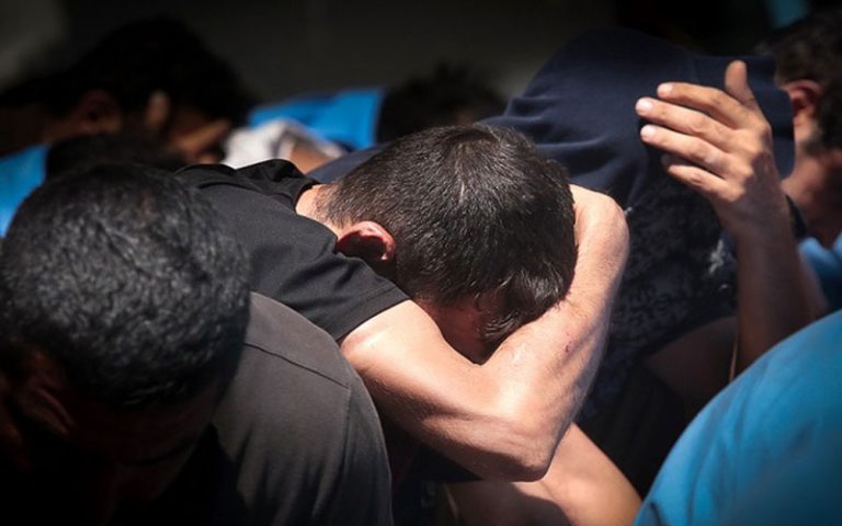 زخمی-کردن-راننده-برای-سرقت-خودرو