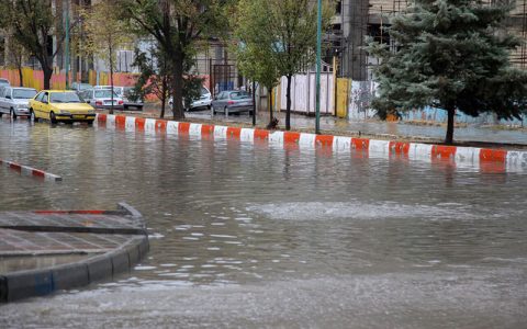 سیلاب جایگاه سوخت ورودی ایذه را زیر آب برد 1 سیلاب جایگاه سوخت ورودی ایذه را زیر آب برد سیلاب جایگاه سوخت ورودی ایذه را زیر آب برد سیلاب, جایگاه سوخت