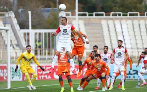 فدراسیون فوتبال حق را به پرسپولیس داد اما اعتراضش را رد کرد 1 فدراسیون فوتبال حق را به پرسپولیس داد اما اعتراضش را رد کرد فدراسیون فوتبال حق را به پرسپولیس داد اما اعتراضش را رد کرد پرسپولیس, لیگ برتر, فدراسیون فوتبال