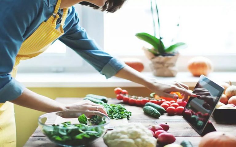 فیبر-و-3-اشتباه-رایج-درباره-مصرف-آن-برای-کاهش-وزن
