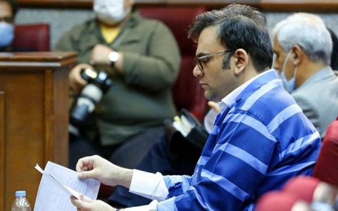 قاضی خطاب به متهم امامی: وکیل شما در صحن و بیرون دادگاه از چارچوب خارج شده است 1 قاضی خطاب به متهم امامی: وکیل شما در صحن و بیرون دادگاه از چارچوب خارج شده است قاضی خطاب به متهم امامی وکیل شما در صحن و بیرون دادگاه از چارچوب خارج شده است متهم امامی, بانک سرمایه