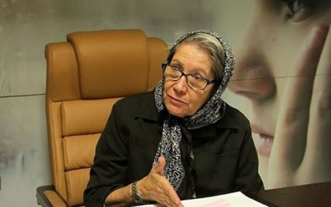 مینو محرز: بازار سیاه داروهای کرونا مردم را سردرگم کرده است 1 مینو محرز: بازار سیاه داروهای کرونا مردم را سردرگم کرده است مینو محرزبازار سیاه داروهای کرونا مردم را سردرگم کرده است بازار سیاه داروهای کرونا, مینو محرز