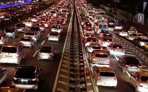 وضعیت ترافیک بعد از اعلام تعطیلی صنوف 1 وضعیت ترافیک بعد از اعلام تعطیلی صنوف