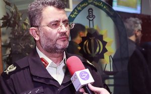 کشف-بیش-از-۹۰-میلیارد-ریال-ارز-و-طلای-قاچاق-در-فرودگاه-امام-(ره)