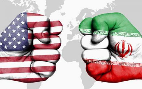 آمریکا یک انگلیسی را به خاطر ایران به دو سال و نیم حبس محکوم کرد آمریکا یک انگلیسی را به خاطر ایران به دو سال و نیم حبس محکوم کرد