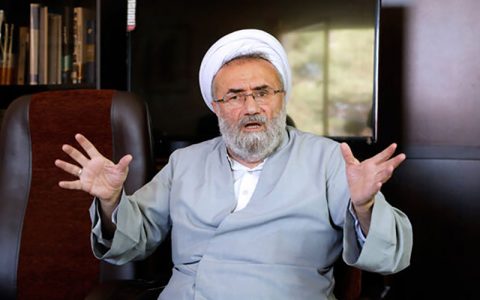انتقاد تند مسیح مهاجری از اصلاح قانون انتخابات ریاست جمهوری در مجلس انتقاد تند مسیح مهاجری از اصلاح قانون انتخابات ریاست جمهوری در مجلس