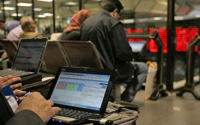 بورس-تهران-جامه-قرمز-پوشید