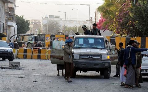 ترور رئیس یک دانشگاه در جنوب یمن 1 ترور رئیس یک دانشگاه در جنوب یمن ترور رئیس یک دانشگاه در جنوب یمن ترور رئیس دانشگاه, جنوب یمن, عملیات تروریستی
