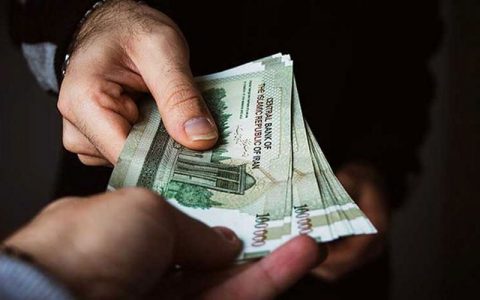 حداقل عیدی کارگران امسال، ۳ میلیون ۸۰۰ هزار تومان است 1 حداقل عیدی کارگران امسال، ۳ میلیون ۸۰۰ هزار تومان است حداقل عیدی کارگران امسال، ۳ میلیون ۸۰۰ هزار تومان است عیدی کارگران
