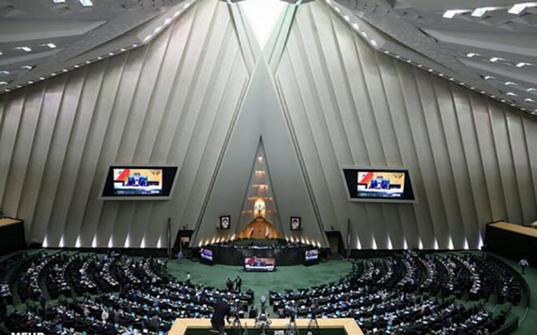 سازمان-انرژی-اتمی-مکلف-به-بهره‌برداری-از-کارخانه-اورانیوم-فلزی-شد