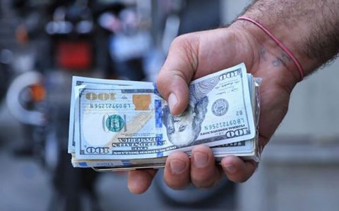 صعود دلار در معاملات جهانی صعود دلار در معاملات جهانی
