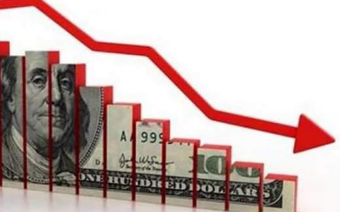 نزول قیمت دلار به زیر مرز روانی نزول قیمت دلار به زیر مرز روانی