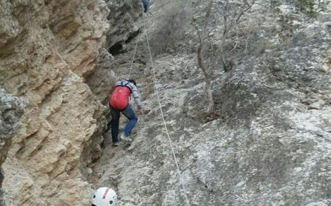 ۱۰ کوهنورد گرفتار در آبشار یخی مرند نجات یافتند 1 ۱۰ کوهنورد گرفتار در آبشار یخی مرند نجات یافتند ۱۰ کوهنورد گرفتار در آبشار یخی مرند نجات یافتند آبشار یخی مرند, کوهنوردان