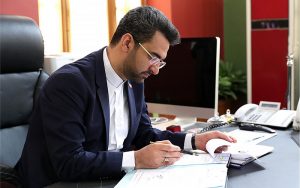آذری-جهرمی-مخالفت-با-پهنای‌باند،-مخالفت-با-معیشت-مردم-است