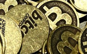 بیت-کوین-برای-اولین-بار-۳۰-هزار-دلار-را-پشت-سر-گذاشت