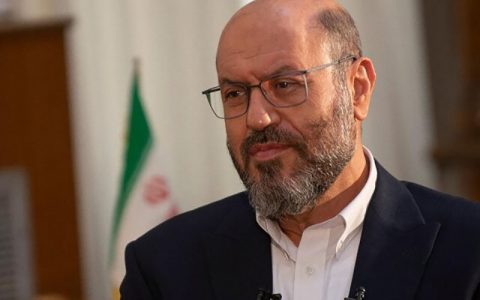 حسین دهقان: اگر منافع عده ای بگذارد، حل مشکل صنعت خودرو ساده است 1 حسین دهقان: اگر منافع عده ای بگذارد، حل مشکل صنعت خودرو ساده است