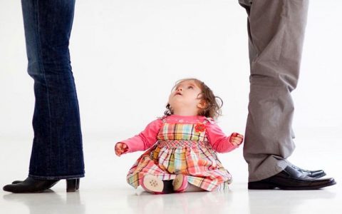 دود دعوای والدین در چشم کودکان 1 دود دعوای والدین در چشم کودکان