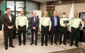 دیدار-مدیرعامل-بانک-دی-با-فرمانده-نیروی-انتظامی-تهران-بزرگ