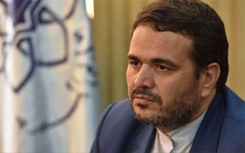 عنابستانی از مردم عذرخواهی و از سرباز تشکر کرد