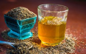 چگونه-وزن-خود-را-با-مصرف-آب-زیره-کاهش-دهیم؟