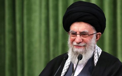 حضرت آیتالله خامنهای رهبر انقلاب: بدگویی و بدزبانی در جامعه باید جمع شود و ادب اسلامی در سخن گفتن گسترش یابد 1 حضرت آیتالله خامنهای رهبر انقلاب: بدگویی و بدزبانی در جامعه باید جمع شود و ادب اسلامی در سخن گفتن گسترش یابد