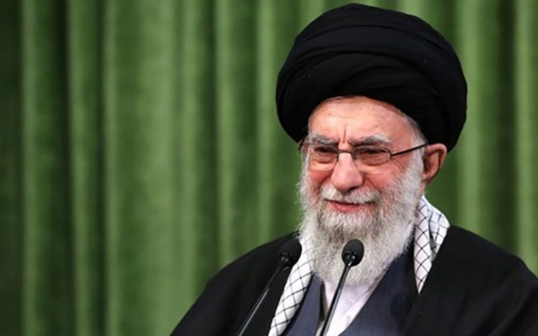 رهبر-انقلاب-بدگویی-و-بدزبانی-در-جامعه-باید-جمع-شود-و-ادب-اسلامی-در-سخن-گفتن-گسترش-یابد