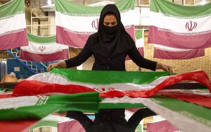 ساخت-پرچم-ایران-در-بزرگترین-کارخانه-تولید-پرچم-کشور