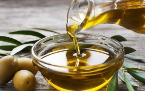 صبح-خود-را-با-خوردن-روغن-زیتون-شروع-کنید