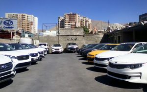 قیمت-خودروهای-خارجی-در-بازار-ایران-چقدر-کاهش-یافت؟