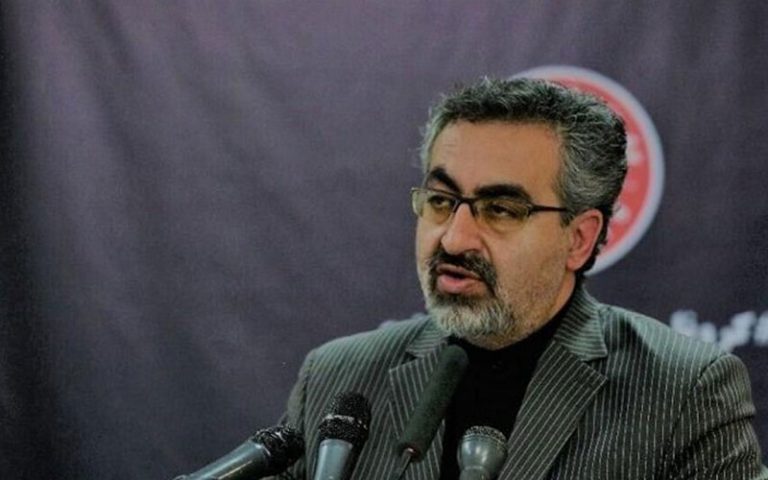 خونریزی-پزشک-ایرانی-پس-از-تزریق-واکسن-روسی