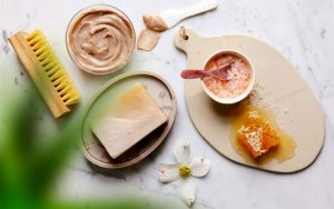 طرز-تهیه-۳-ماسک-خانگی-برای-رفع-لک‌های-پوستی