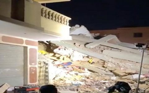 فرو ریختن ساختمان مسکونی ۱۰ طبقه در پایتخت مصر