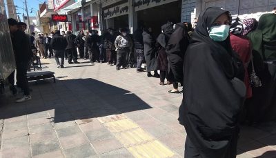 صف کیلومتری برای خرید مرغ در محله پیروزی تهران/ چرا کسی برای حل بحران مرغ پیشقدم نمی شود؟